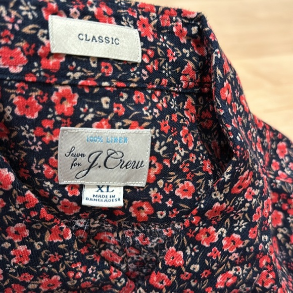 J.Crew Classic Casual Button-up Short Sleeve - Picture 3 of 4